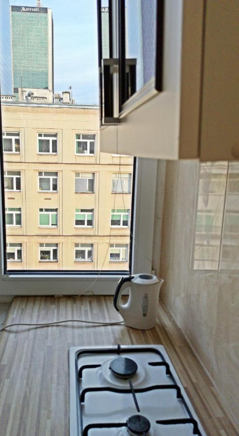 City Center Pitstop Apartment Варшава Екстериор снимка